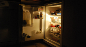 Wellness Wire: The Benefits of Late Night Snacks