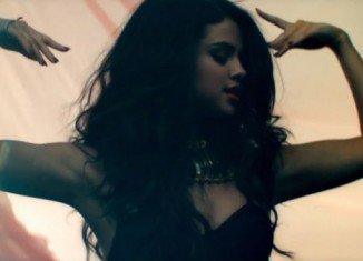 Selena Gomez Come And Get It