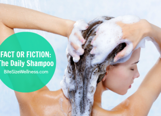 Shampoo - Shampooing Hair in the Shower