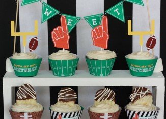 Printable-Football-Cupcake-Wraps-Toppers