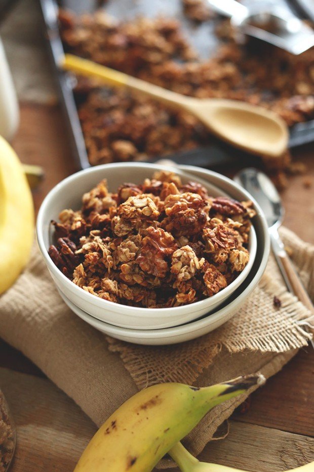 Banana-Bread-Granola