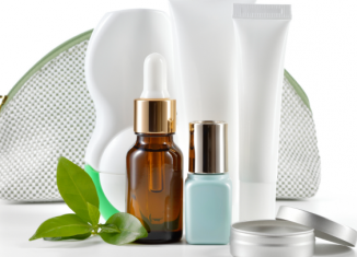 Daily Bite Wellness Tip Jojoba Oil for Dry Hair