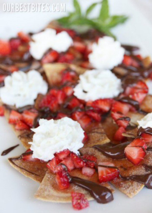 Strawberry-Chocolate-Nachos.jpg