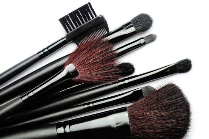 This Not That DIY Makeup brush cleaner